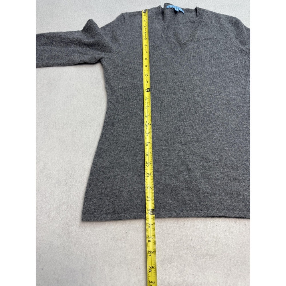 Antonio Melani Sweater Women's Medium Gray 100% Cashmere V Neck Pullover Knit - Picture 5 of 7
